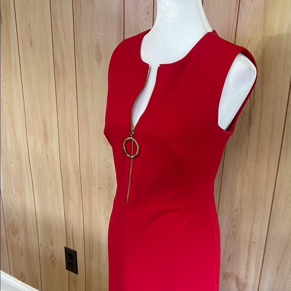 Calvin Klein Red‎ Sleeveless Sheath Dress With Gold Zipper O-Ring - Size 4 - Picture 8 of 13